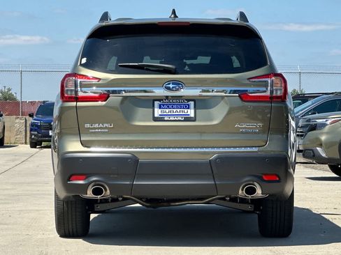 New 2026 Subaru Ascent Limited w/ Popular Package #2 AWD/4WD image 4