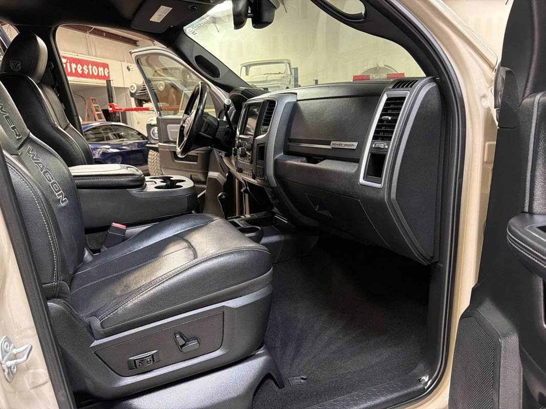 Used 2018 RAM 2500 Power Wagon w/ Leather & Luxury Group AWD/4WD image 32