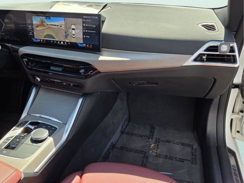 Used 2025 BMW 430i Coupe w/ M Sport Package RWD image 17