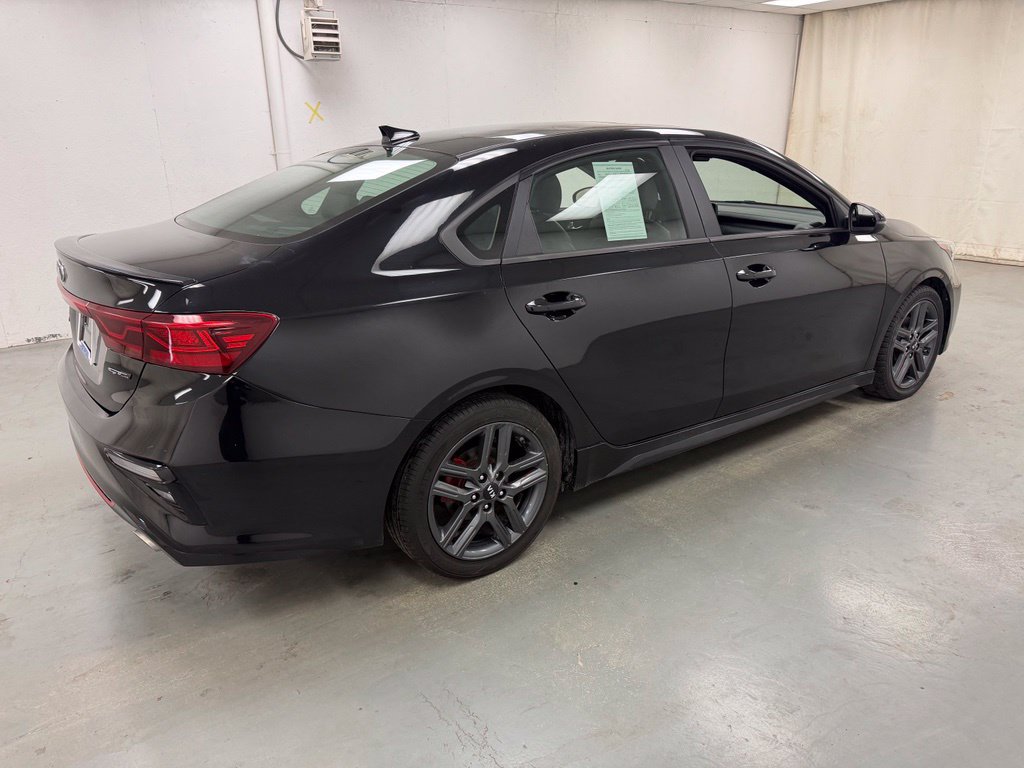 Used 2021 Kia Forte GT-Line w/ GT-Line Premium Package FWD image 5