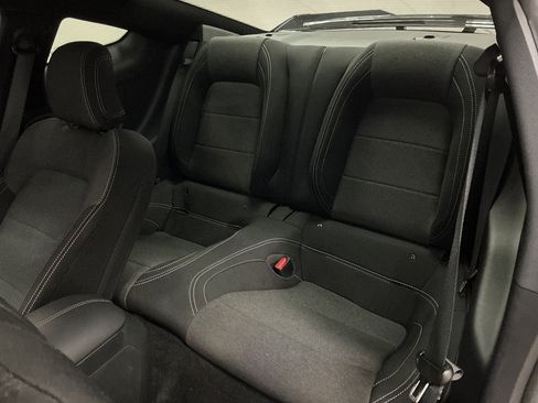 Used 2024 Ford Mustang GT RWD image 18