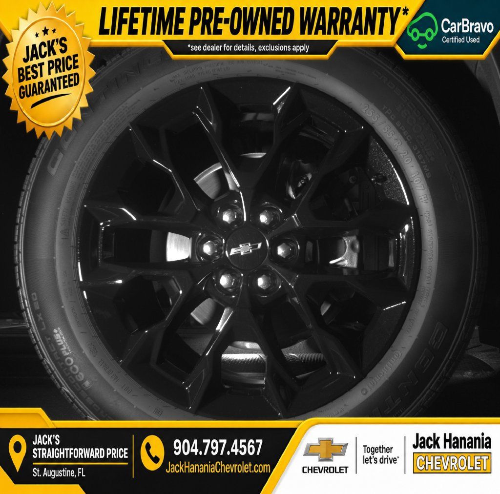 Used 2025 Chevrolet Traverse LT w/ Midnight/Sport Edition FWD image 26