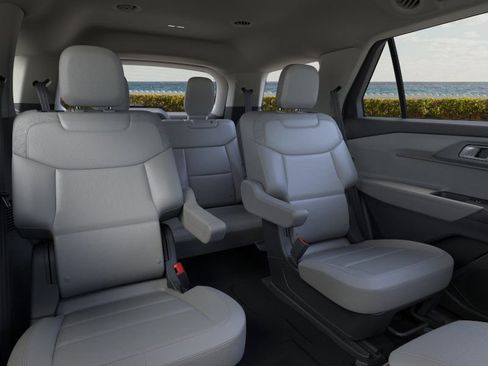 New 2026 Ford Explorer Active w/ Active Comfort Package image 27