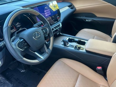 Certified 2025 Lexus RX 350 Premium Plus w/ Convenience Package image 10
