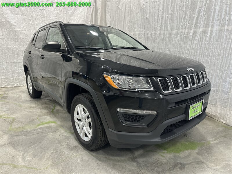 Used 2018 Jeep Compass Sport AWD/4WD image 2