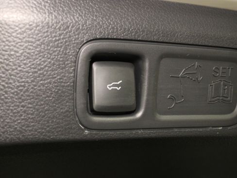 Used 2024 Lincoln Navigator L Reserve AWD/4WD image 15