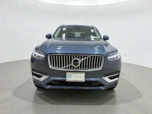Used 2023 Volvo XC90 B6 Plus image 4