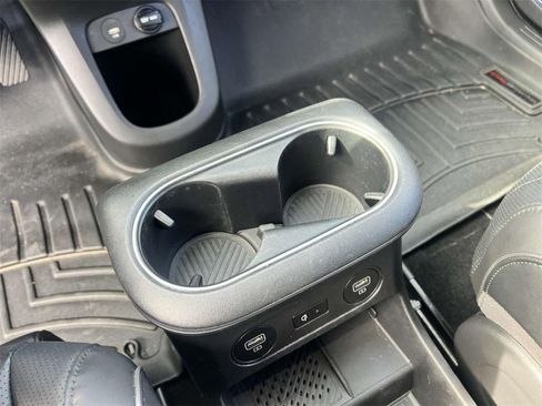 Used 2022 Hyundai Ioniq 5 Limited w/ Cargo Package image 31