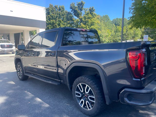 Used 2024 GMC Sierra 1500 AT4 w/ Technology Package AWD/4WD image 2