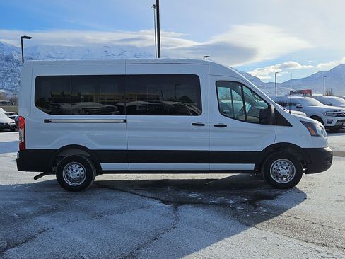 Used 2025 Ford Transit 350 XL image 2