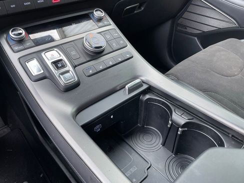 Used 2025 Hyundai Palisade Calligraphy AWD/4WD image 21