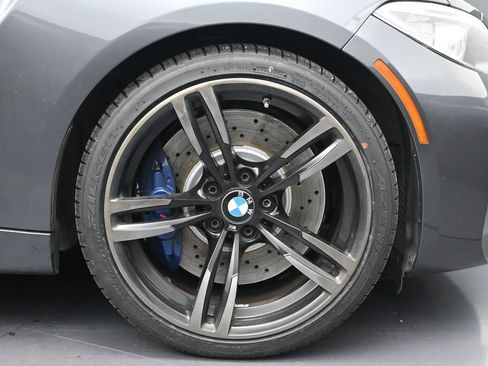 Used 2017 BMW M2 RWD image 9