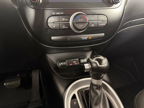 Used 2018 Kia Soul + FWD image 55
