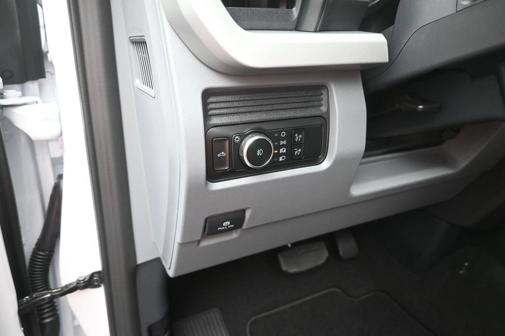 New 2027 Ford F250 XL w/ Tremor Off-Road Package AWD/4WD image 13