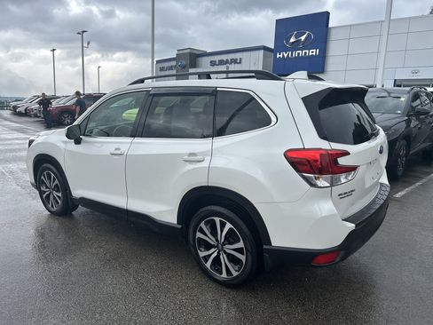 Used 2019 Subaru Forester Limited AWD/4WD image 7
