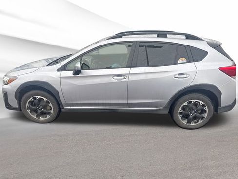 Used 2023 Subaru Crosstrek 2.0i Premium w/ Popular Package #3 image 2