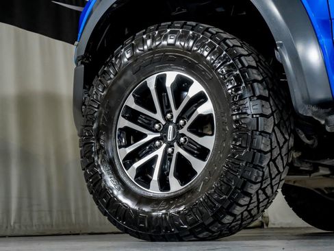 Used 2019 Ford F150 Raptor w/ Equipment Group 802A Luxury image 55