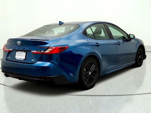 Used 2025 Toyota Camry SE w/ Multimedia Upgrade Package FWD image 5
