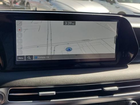 Used 2024 Hyundai Palisade Calligraphy FWD image 11