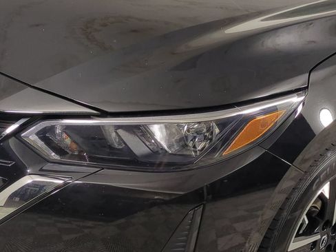 Used 2025 Nissan Sentra SV FWD image 10
