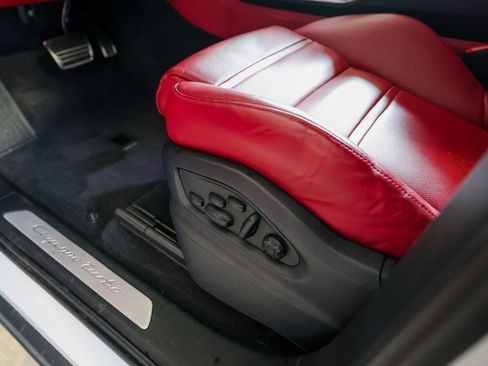 Certified 2023 Porsche Cayenne Turbo image 14