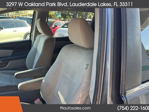 Used 2014 Honda Odyssey LX image 17