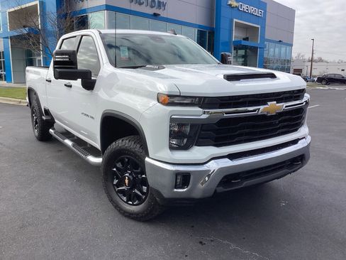 Used 2024 Chevrolet Silverado 2500 LT w/ All Star Edition image 7