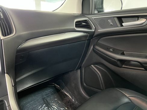 Used 2022 Ford Edge SEL AWD/4WD image 15