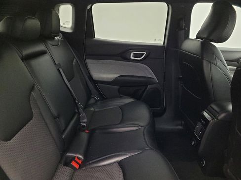 Used 2024 Jeep Compass Latitude w/ Altitude Special Edition image 19