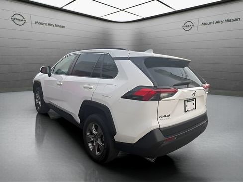 Used 2024 Toyota RAV4 XLE image 5