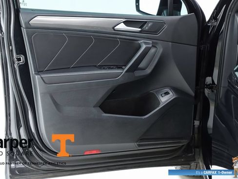 Used 2023 Volkswagen Tiguan SE R-Line FWD image 18