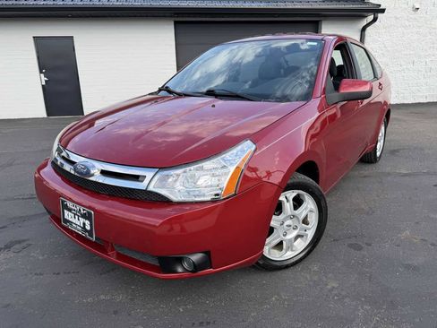 Used 2009 Ford Focus SES image 2