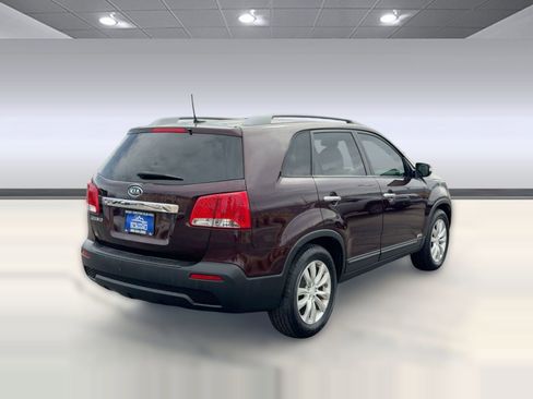 Used 2012 Kia Sorento LX image 9