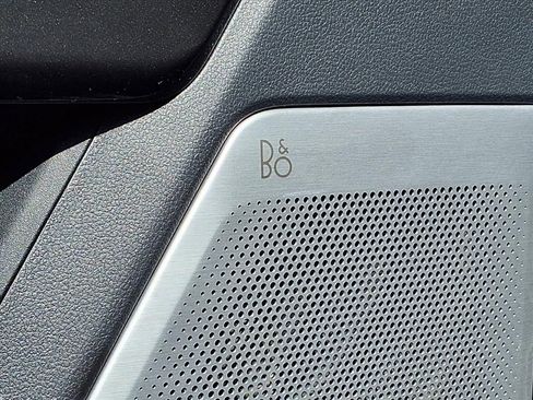 Used 2023 Ford F150 Lariat w/ Equipment Group 502A High image 32