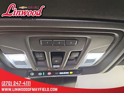 Used 2023 GMC Sierra 1500 AT4X image 27