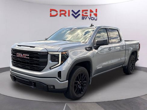 Used 2026 GMC Sierra 1500 Elevation AWD/4WD image 8
