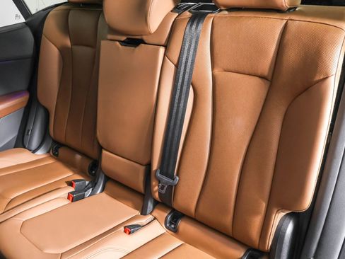 Used 2022 Audi Q8 Premium Plus w/ Premium Plus Package image 40