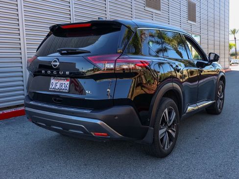 Used 2023 Nissan Rogue SL w/ SL Premium Package image 4