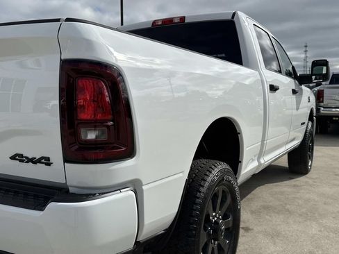 New 2026 RAM 2500 Big Horn AWD/4WD image 15