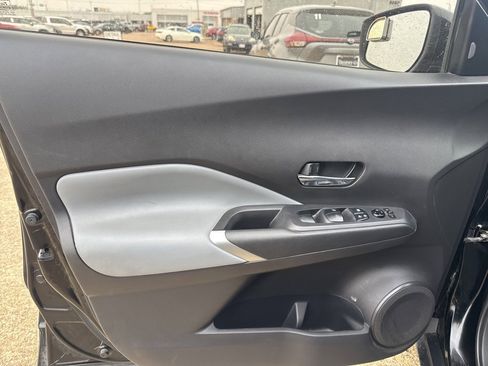 Certified 2023 Nissan Kicks SR w/ SR Premium Package image 25