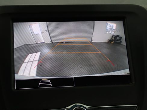 Used 2023 Chevrolet Equinox LT image 34