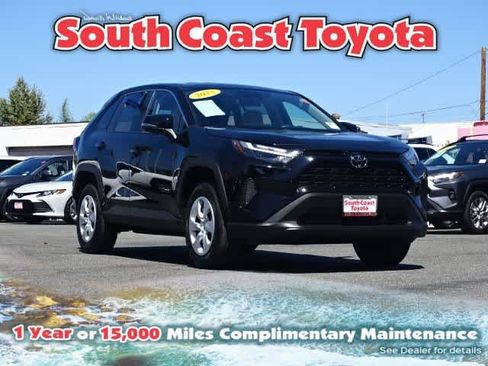 Certified 2025 Toyota RAV4 LE AWD/4WD image 1