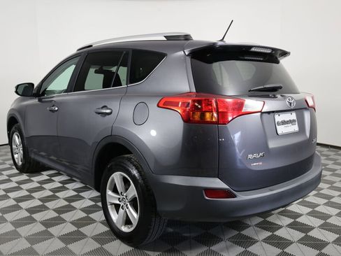 Used 2015 Toyota RAV4 XLE FWD image 4