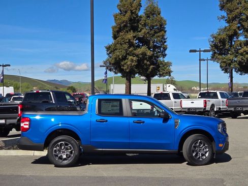 Used 2026 Ford Maverick XLT FWD image 3