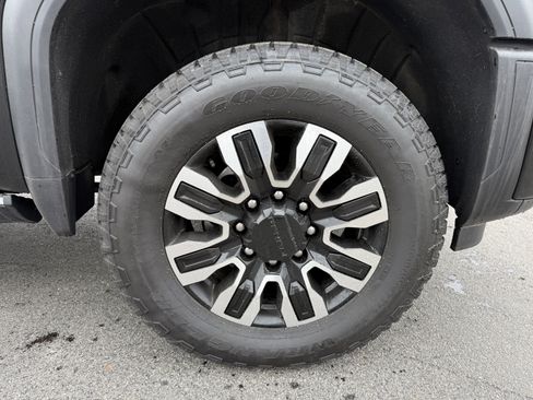 Used 2025 GMC Sierra 2500 Denali Ultimate image 35