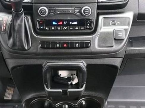 Used 2025 RAM ProMaster 2500 w/ Convenience Group image 19