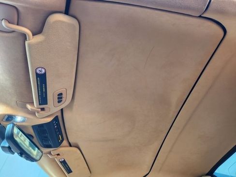 Used 2023 Chevrolet Corvette Stingray Premium Conv w/ Z51 Performance Package image 24