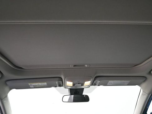 Used 2017 Toyota RAV4 XLE FWD image 17