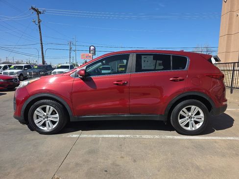 Used 2017 Kia Sportage LX w/ Paint Protection Package image 8