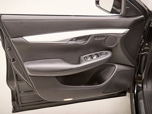 Used 2019 INFINITI QX50 Essential w/ Premium Heat Package image 10